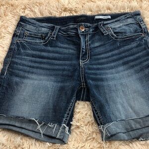 Daytrip Indigo Virgo Straight Cutoff Shorts
